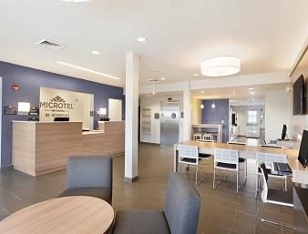Hotel Microtel & By Wyndham -